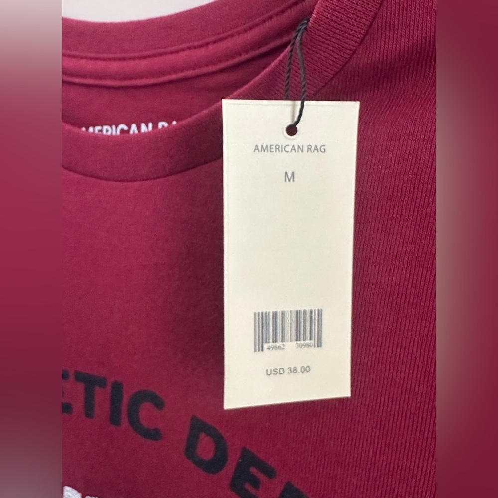 NWT American Rag Men's Burgundy Graphic Tee Size Medium - Picture 3 of 6